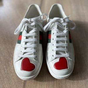 Gucci - Women’s Ace Embroidered Sneaker